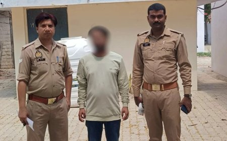 কোচিং শিক্ষকের কালো চক্র, ২০ ছাত্রীর অশ্লীল ভিডিও উদ্ধার